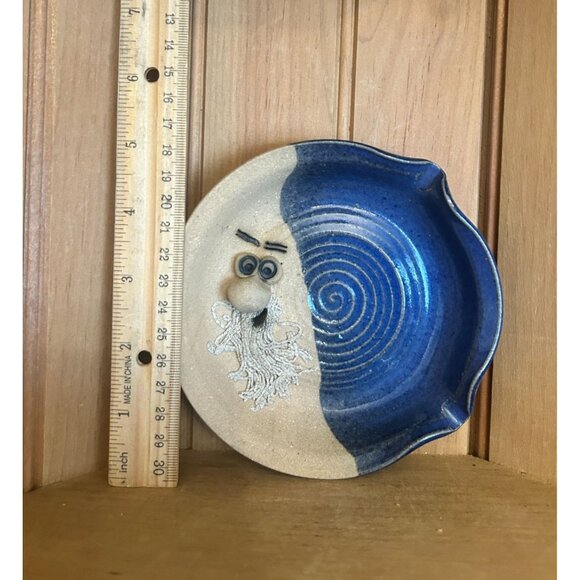Vintage Ugly Face Signed Trinket Dish Ashtray Pottery Dish Blue Beige Glaze Uniq - Picture 2 of 5